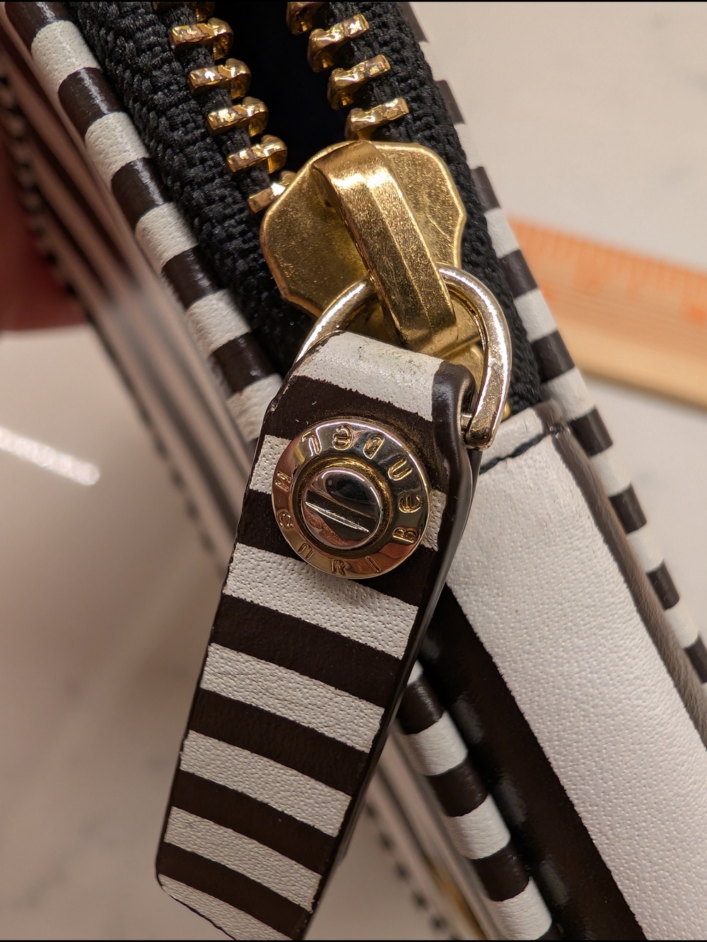 Henri Bendel Striped Wrist Wallet - Picture 6 of 7
